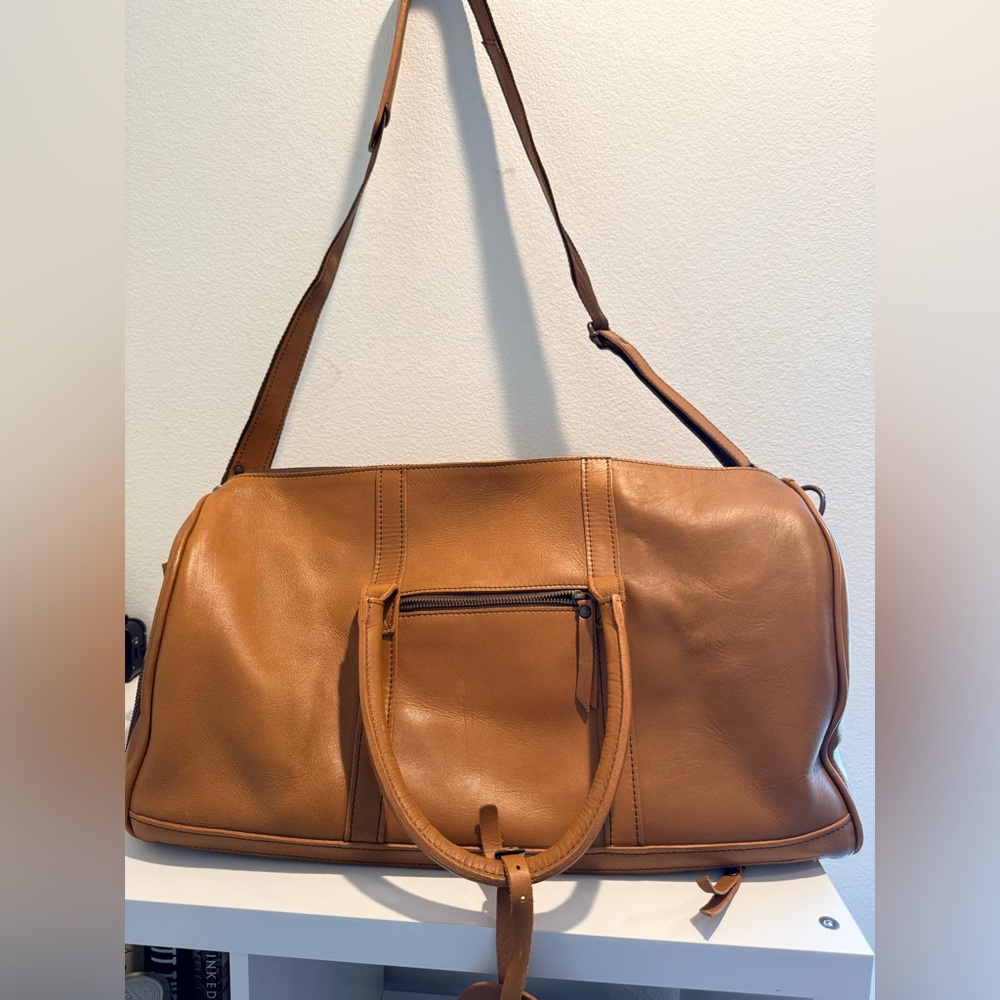 Kodiak Tan Leather Duffel Bag - Picture 5 of 7